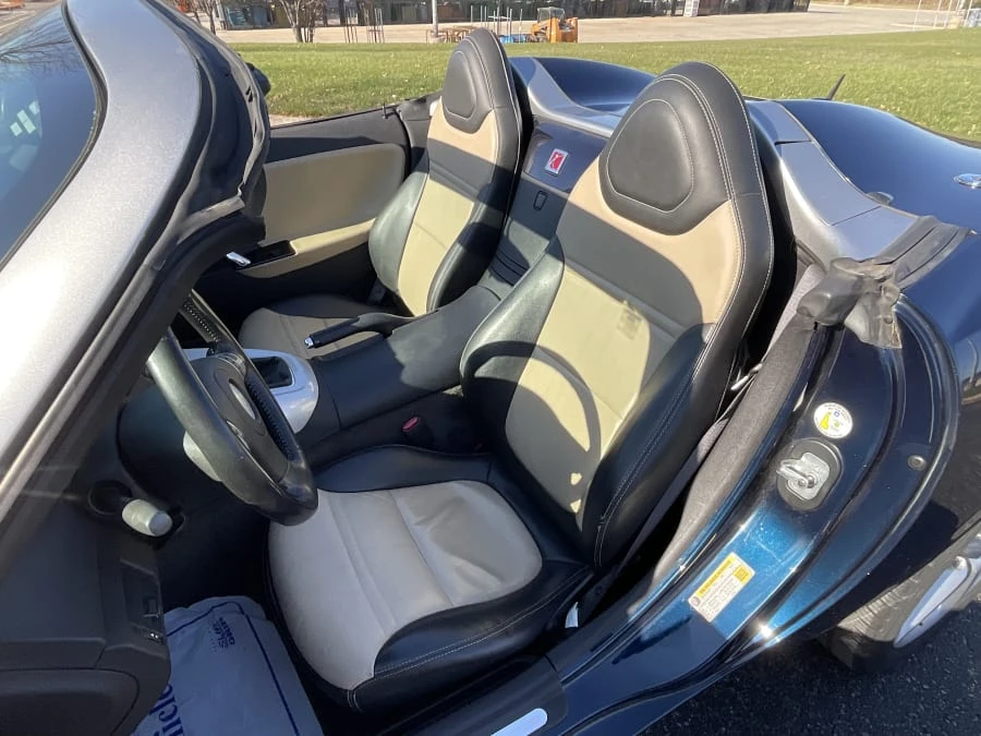 2007 Saturn Sky - Image 7 of 11
