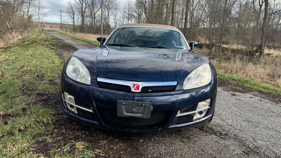 2007 Saturn Sky - Image 3 of 9