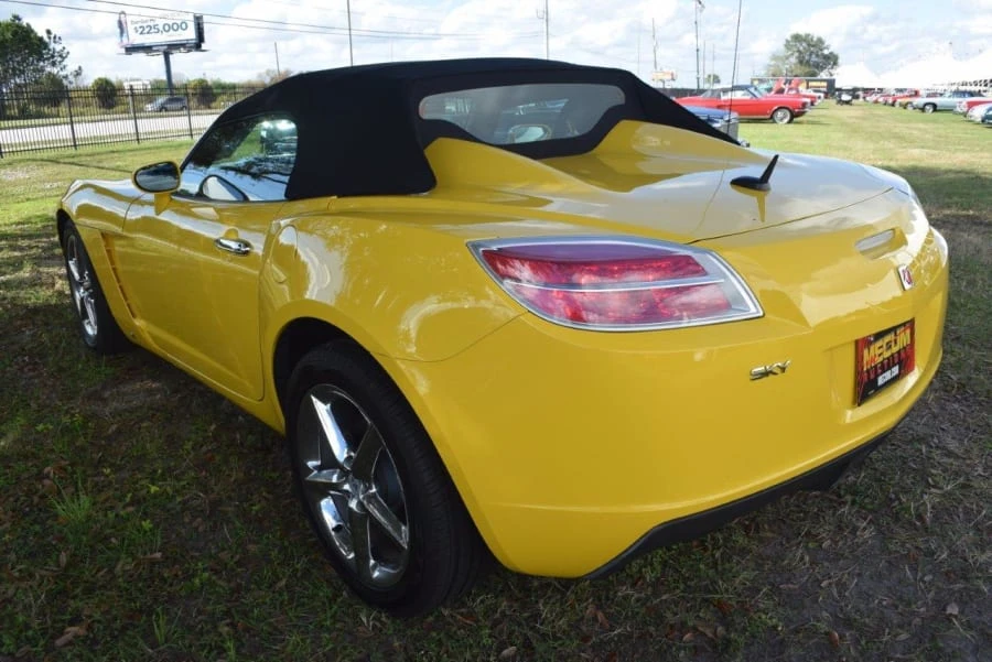 2007 Saturn Sky - Image 2 of 7