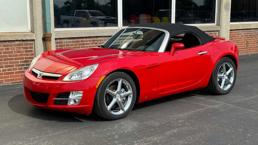 2007 Saturn Sky - Image 4 of 14