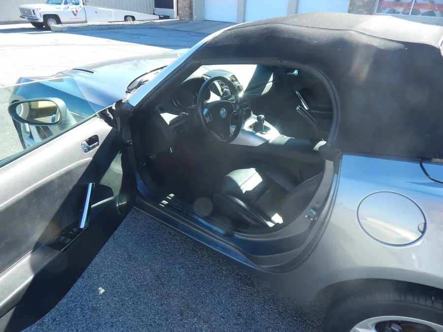 2007 Saturn Sky - Image 4 of 7