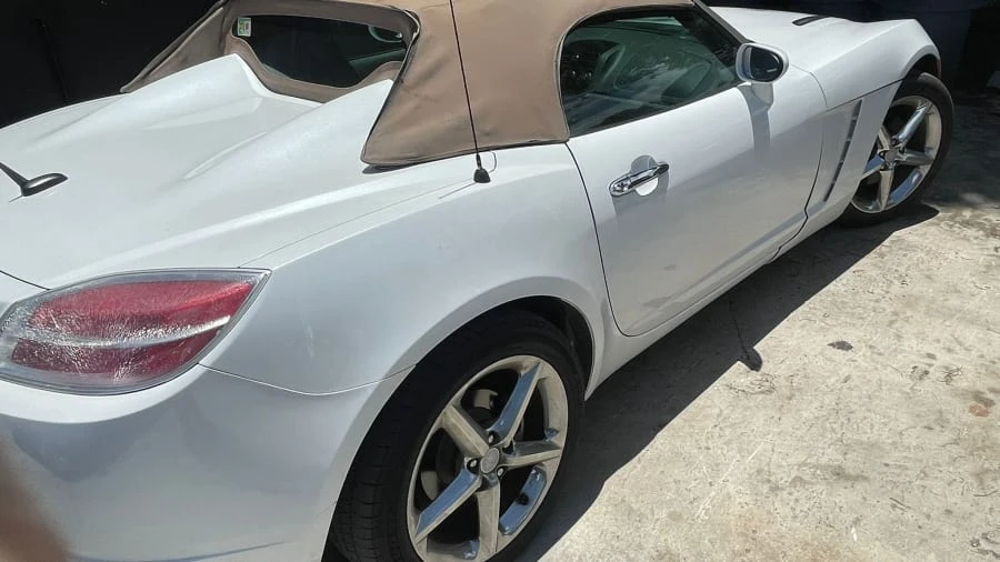 2007 Saturn Sky - Image 6 of 8