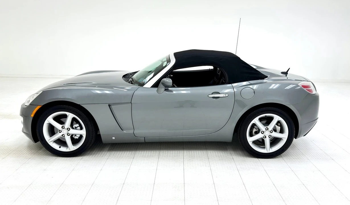 2007 Saturn Sky - Image 3 of 21