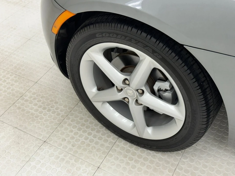 2007 Saturn Sky - Image 14 of 21