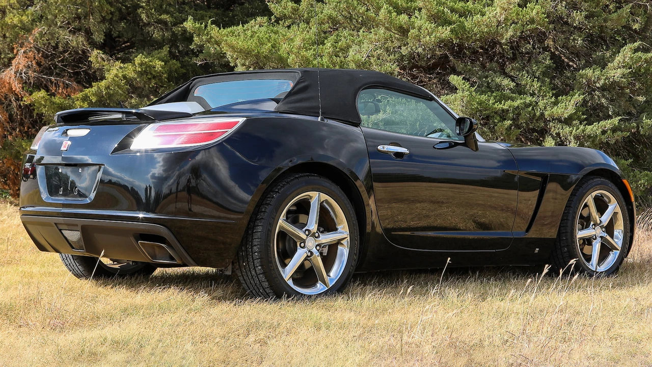 2007 Saturn Sky - Image 3 of 25