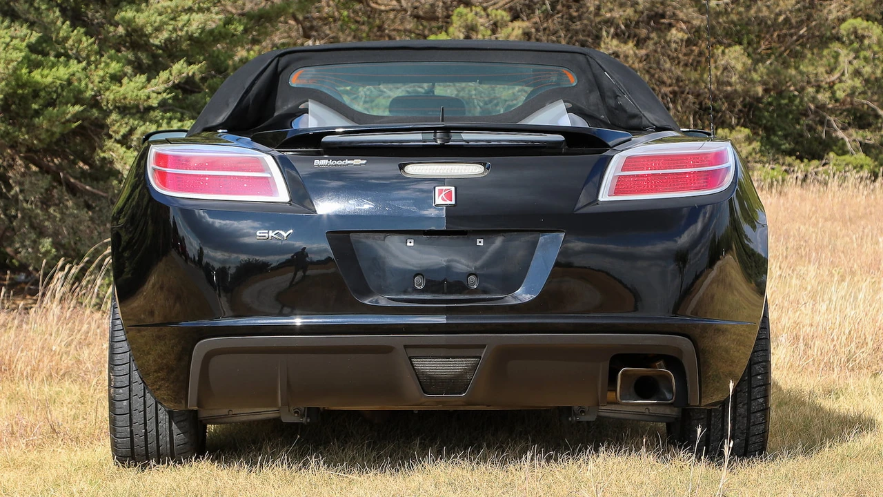 2007 Saturn Sky - Image 13 of 25