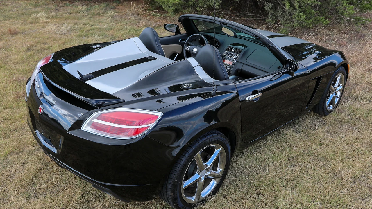 2007 Saturn Sky - Image 23 of 25