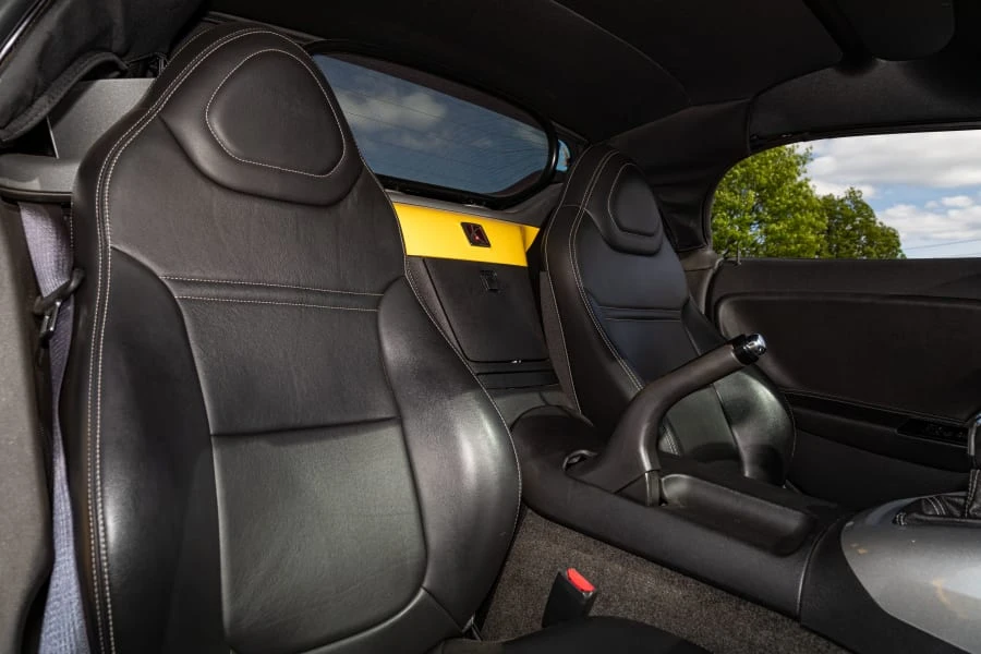 2007 Saturn Sky - Image 20 of 24