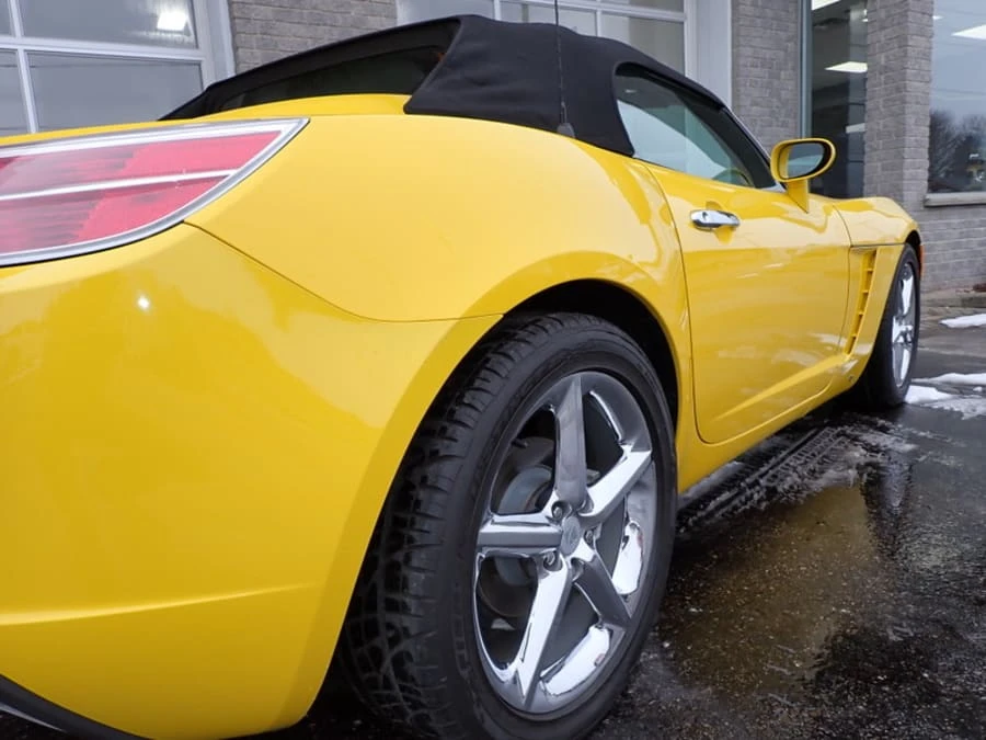 2007 Saturn Sky - Image 18 of 31