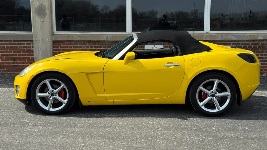 2007 Saturn Sky - Image 5 of 11