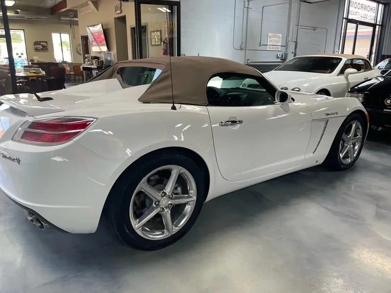 2007 Saturn Sky - Image 9 of 31