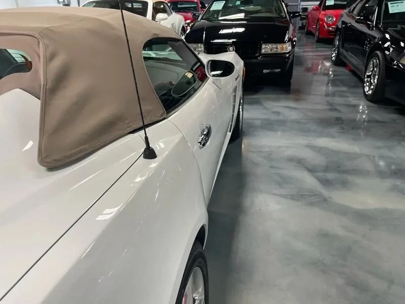 2007 Saturn Sky - Image 10 of 31