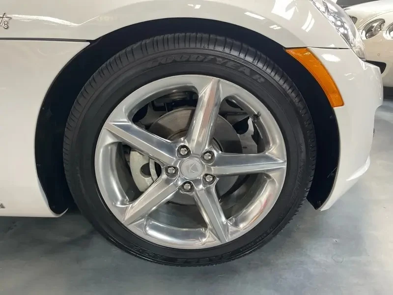 2007 Saturn Sky - Image 18 of 31