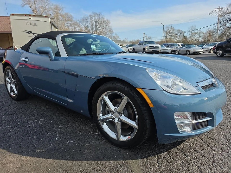 2007 Saturn Sky - Image 18 of 21