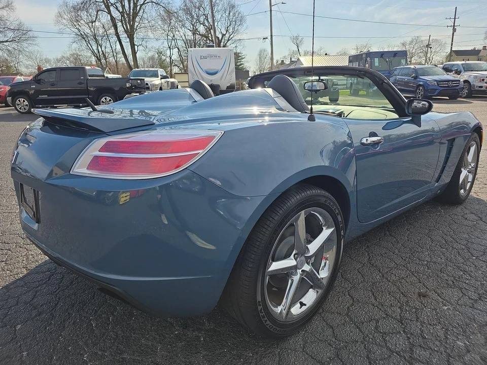 2007 Saturn Sky - Image 2 of 21