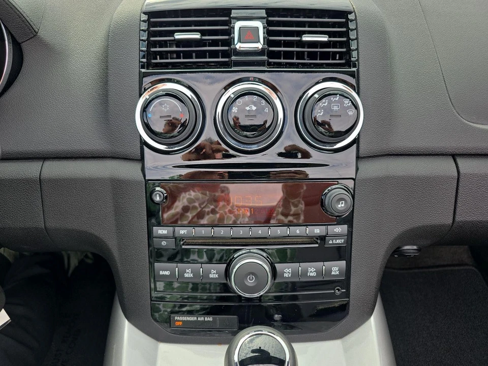 2007 Saturn Sky - Image 9 of 21