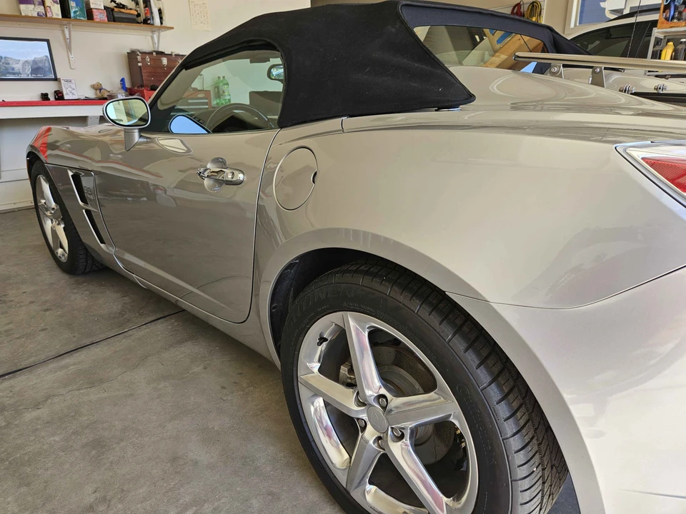 2007 Saturn Sky Red Line - Image 28 of 31