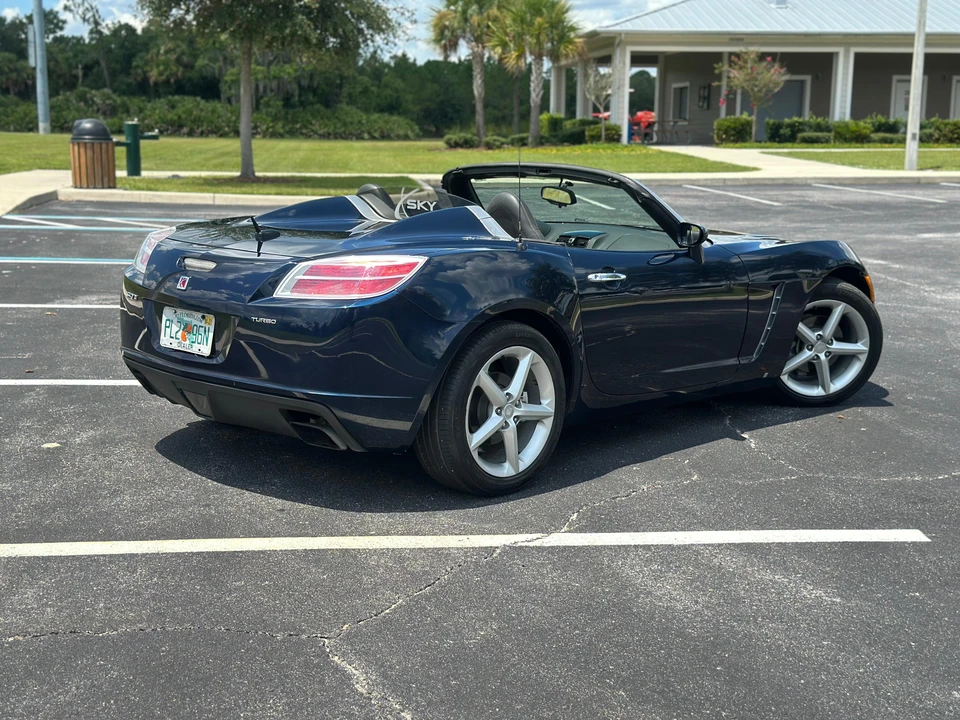 2007 Saturn Sky Red Line - Image 10 of 31