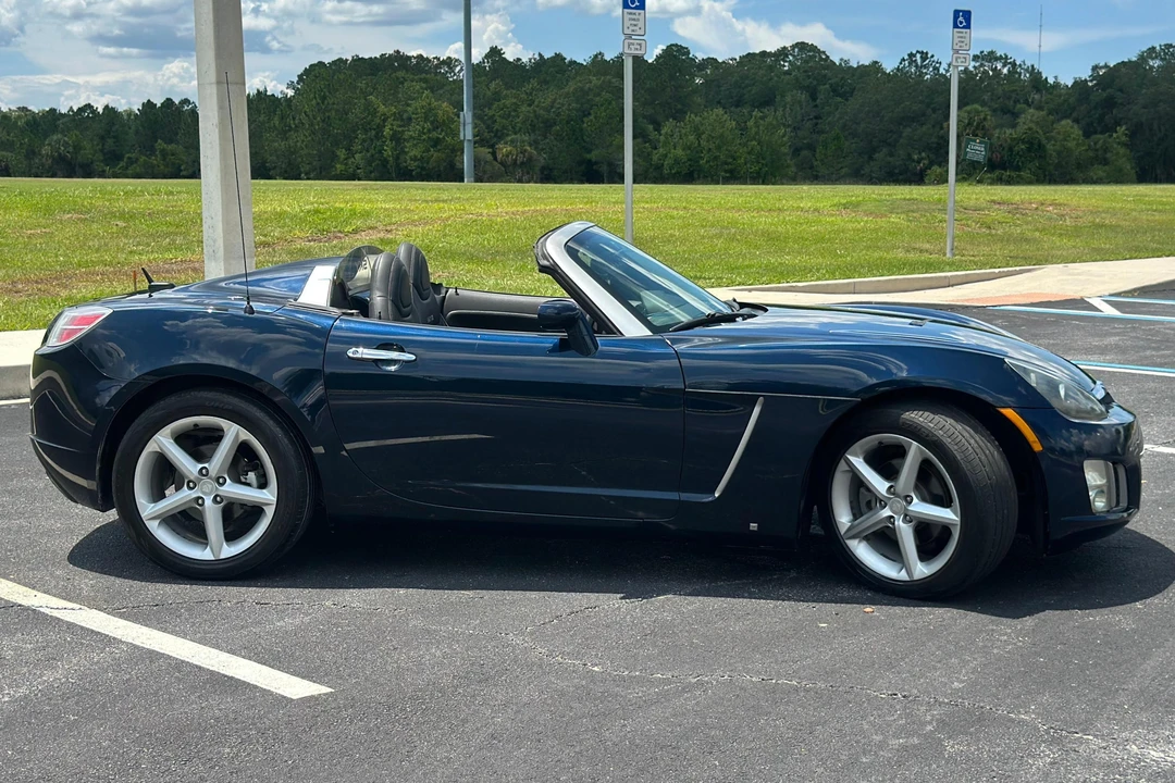 2007 Saturn Sky Red Line - Image 3 of 31