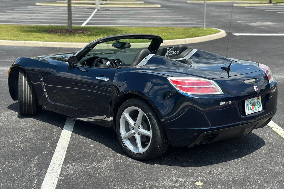 2007 Saturn Sky Red Line - Image 4 of 31
