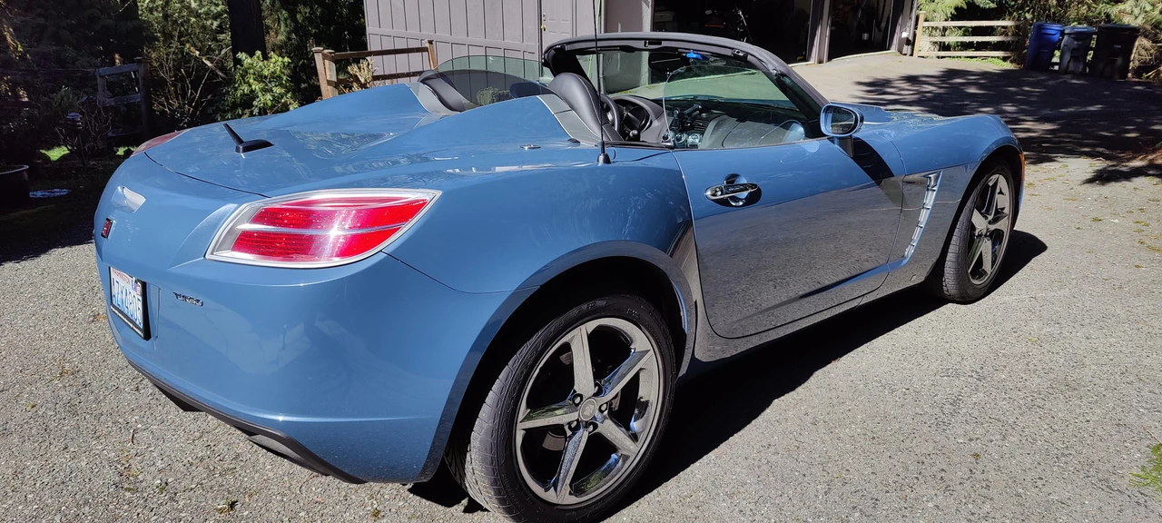 2007 Saturn Sky Red Line - Image 17 of 25