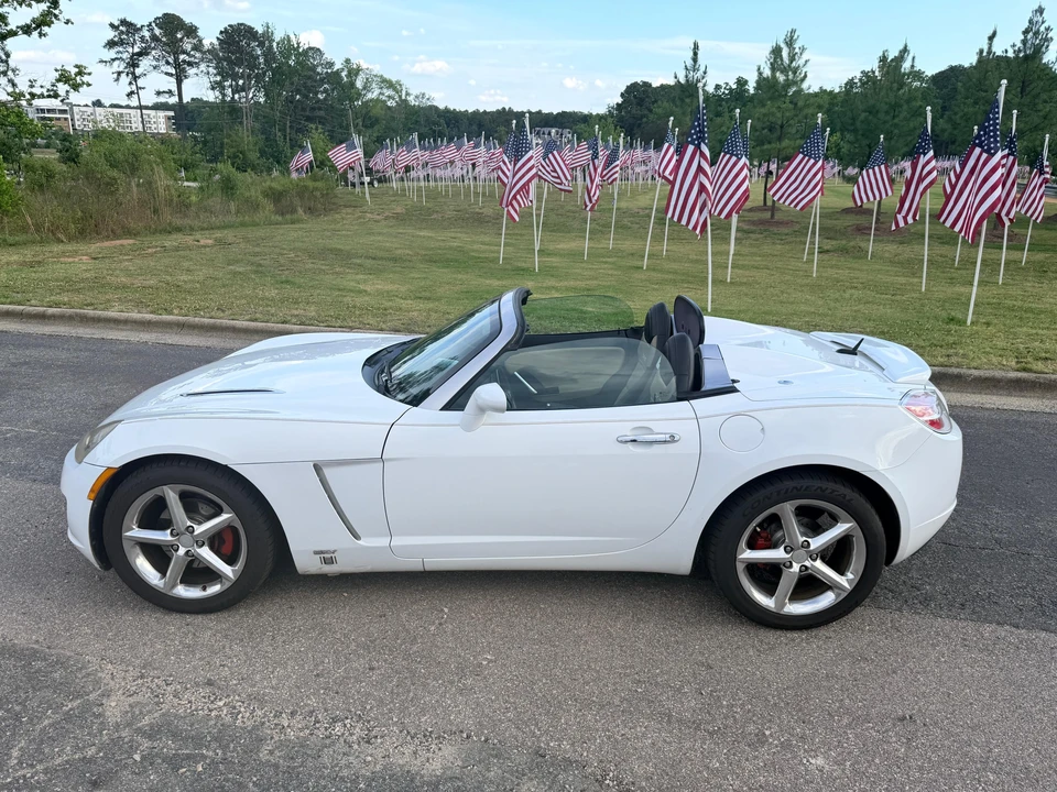 2007 Saturn Sky Red Line - Image 16 of 31
