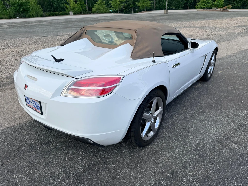 2007 Saturn Sky Red Line - Image 22 of 31