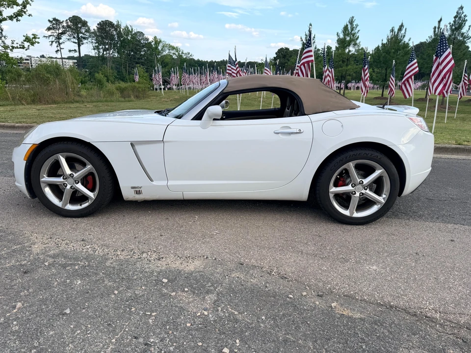 2007 Saturn Sky Red Line - Image 14 of 31