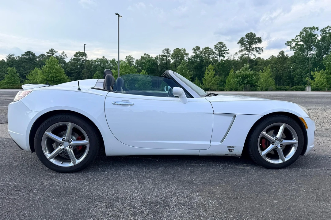 2007 Saturn Sky Red Line - Image 3 of 31