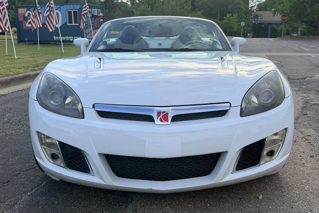 2007 Saturn Sky Red Line - Image 2 of 31