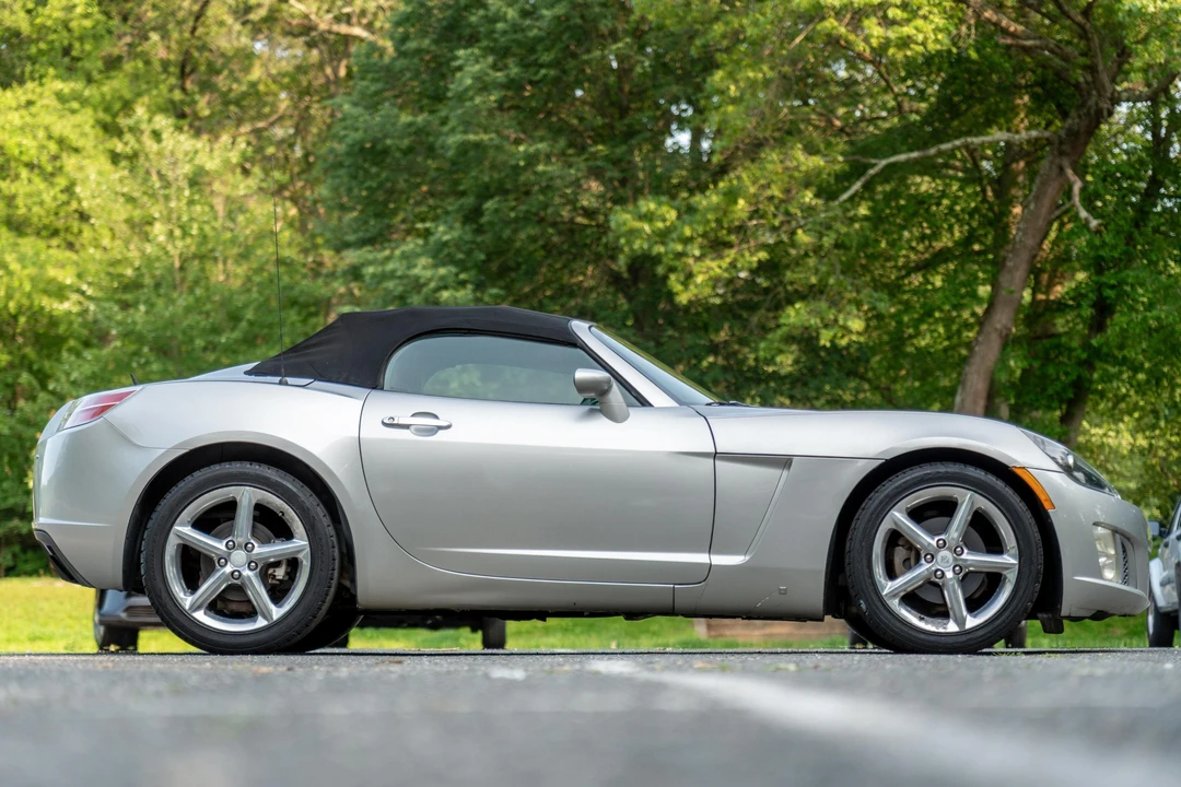 2007 Saturn Sky Red Line - Image 3 of 31