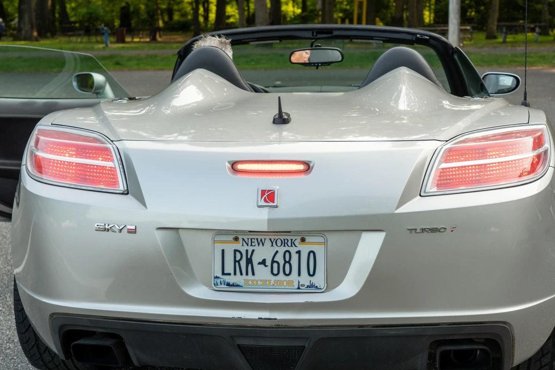 2007 Saturn Sky Red Line - Image 31 of 31