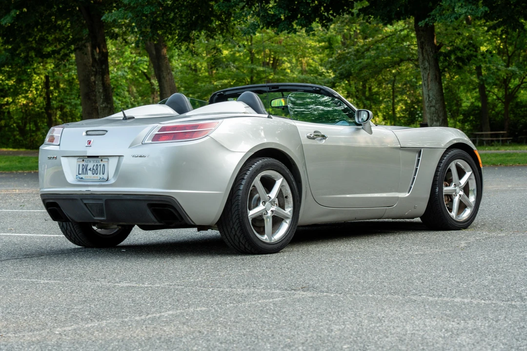 2007 Saturn Sky Red Line - Image 9 of 31