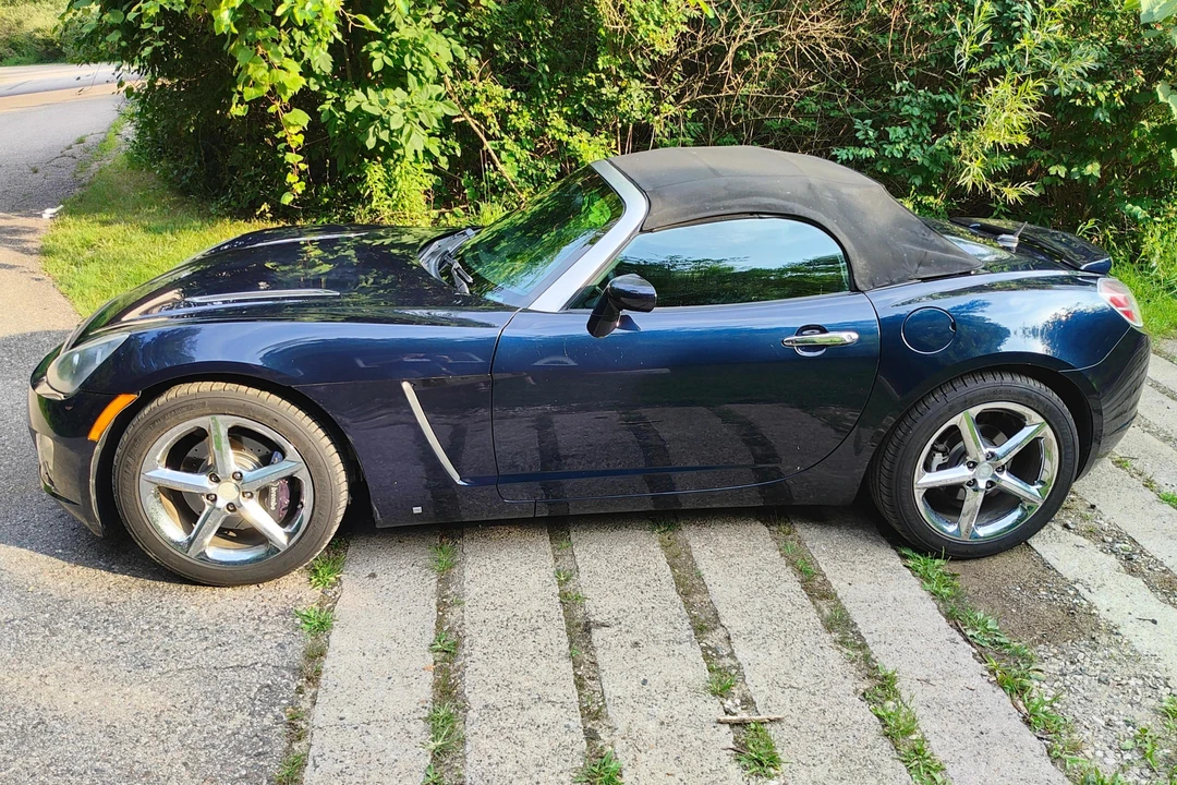 2007 Saturn Sky Red Line - Image 3 of 31
