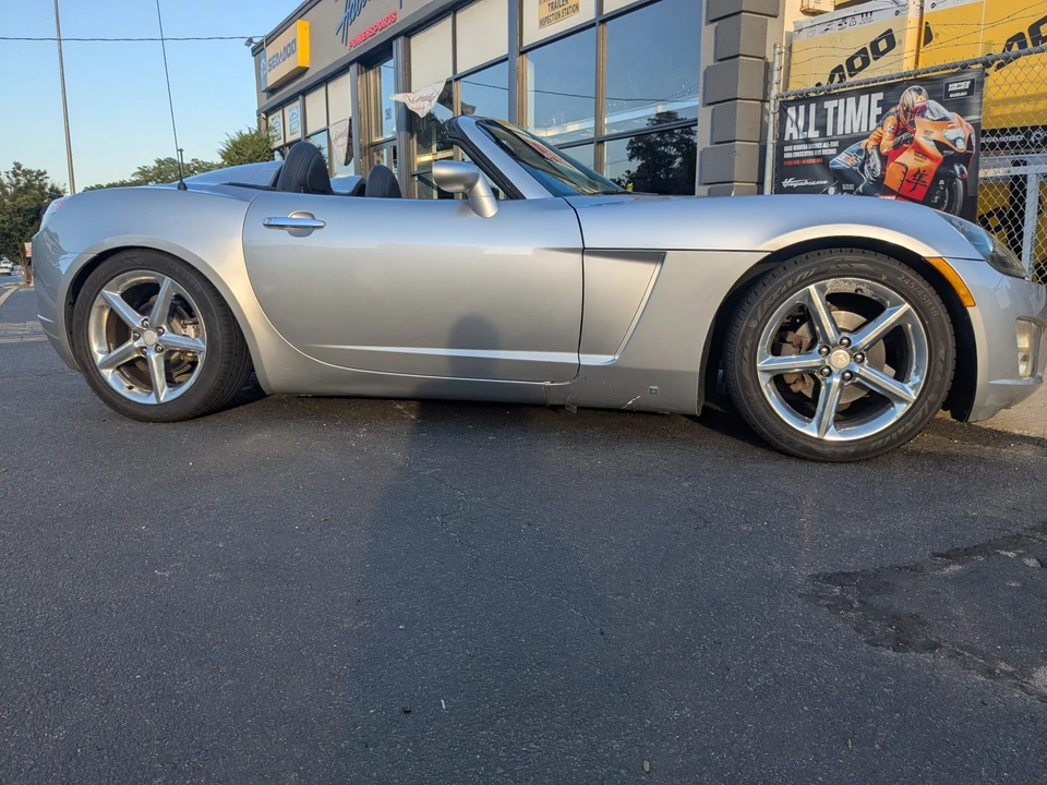 2007 Saturn Sky Red Line - Image 11 of 31