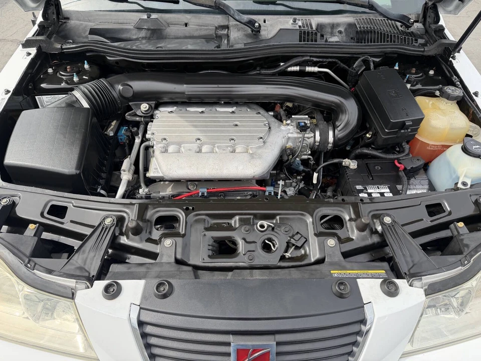 2007 Saturn Vue - Image 15 of 17