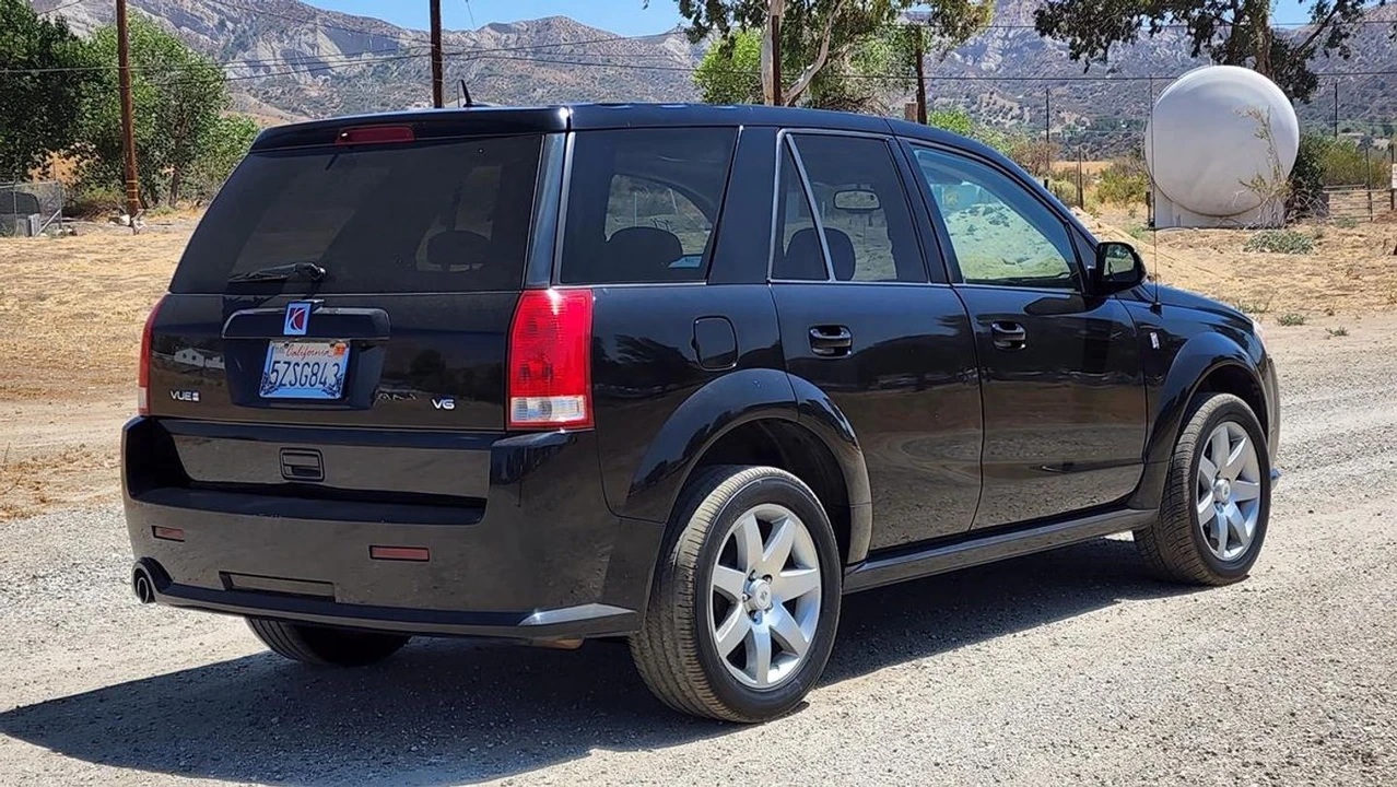 2007 Saturn Vue - Image 7 of 12