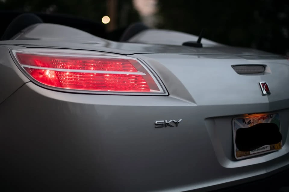 2007 Saturn Sky - Image 12 of 14