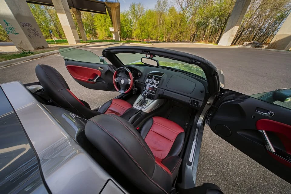 2007 Saturn Sky Red Line - Image 17 of 21
