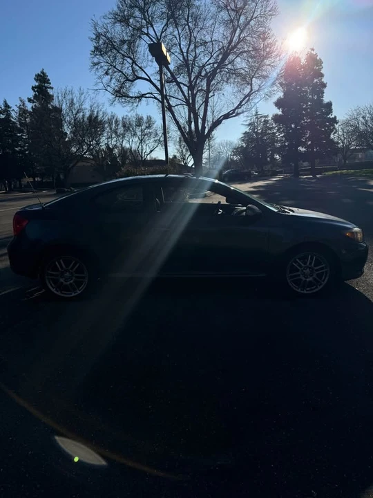 2007 Scion tC - Image 9 of 18