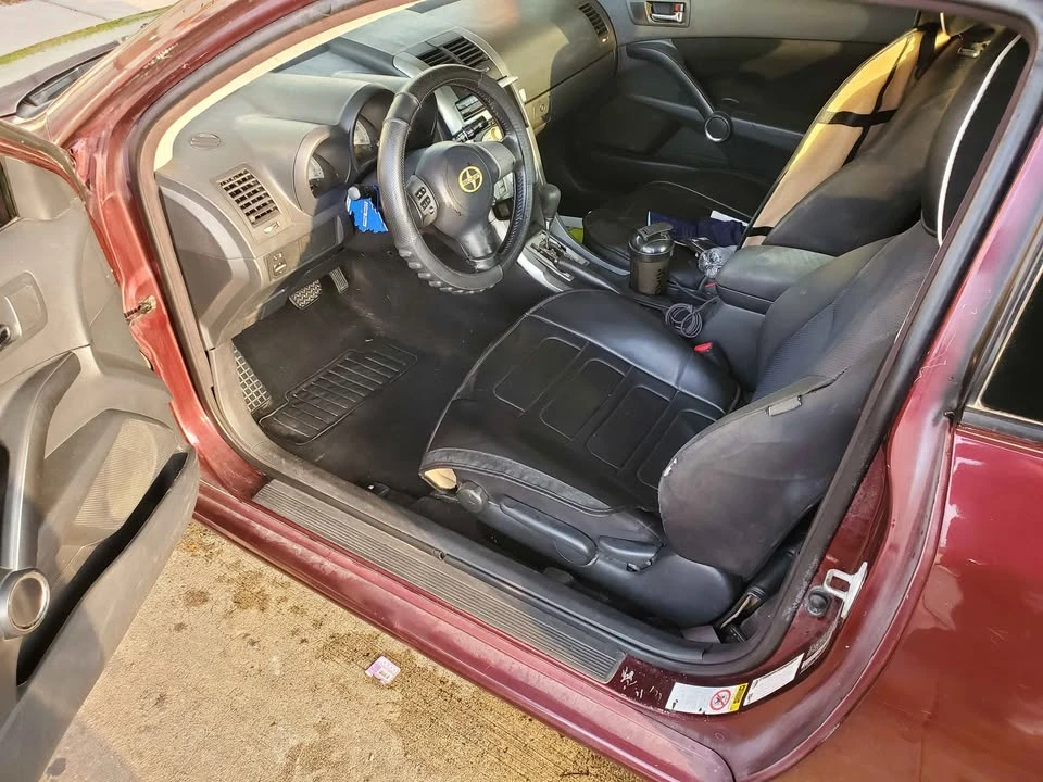 2007 Scion tC - Image 10 of 16