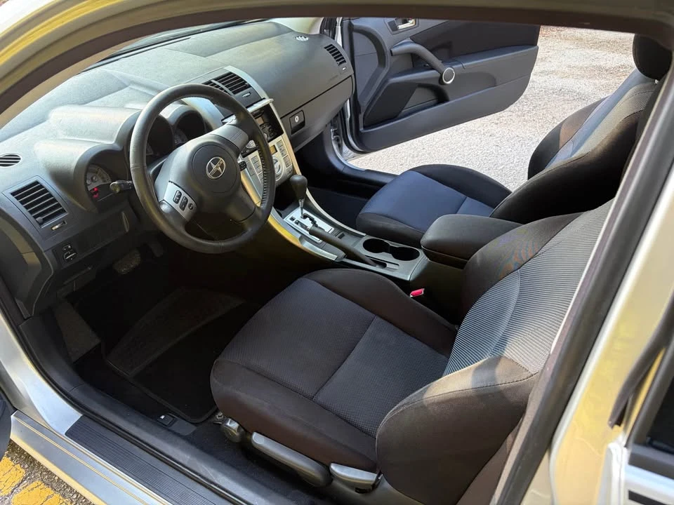2007 Scion tC - Image 5 of 11