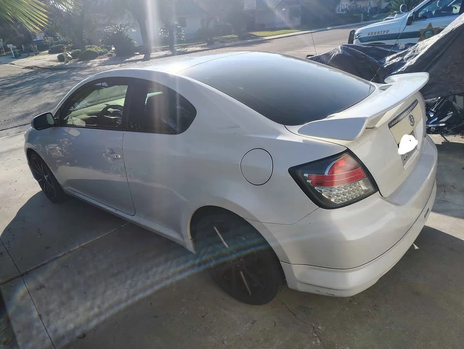 2007 Scion tC - Image 2 of 8