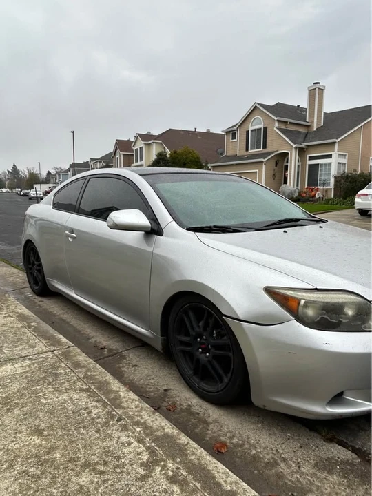 2007 Scion tC - Image 2 of 8