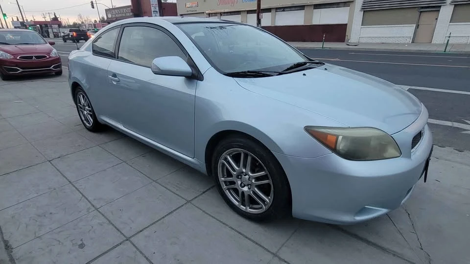 2007 Scion tC - Image 2 of 10