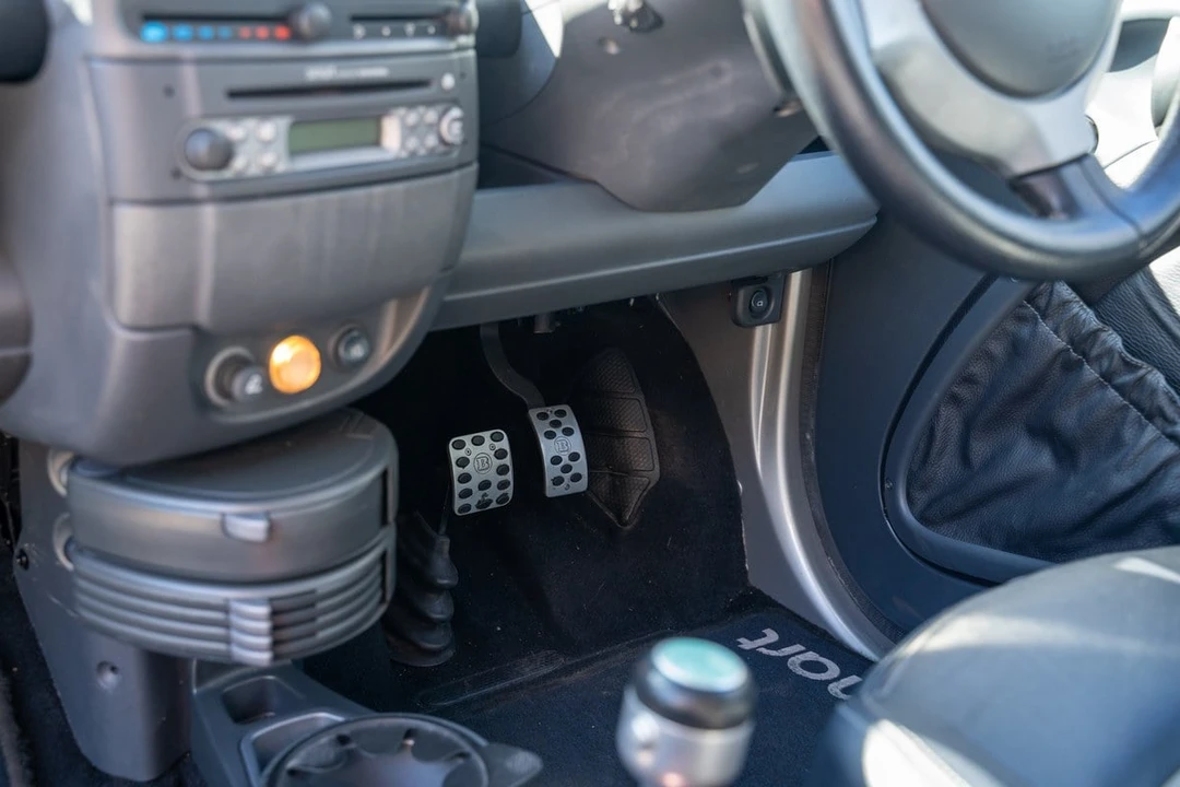 2000 Smart Fortwo 1st Gen - Image 22 of 30