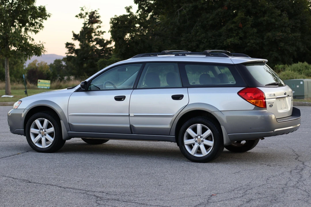 2007 Subaru Outback 3rd Gen - Image 10 of 31