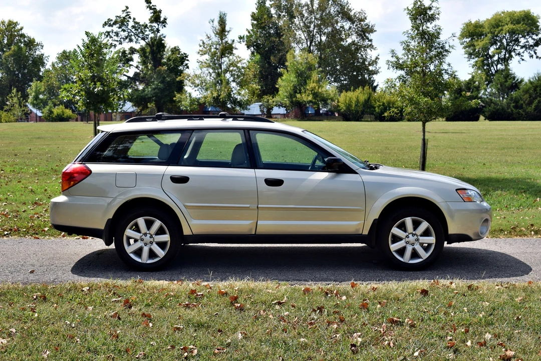 2007 Subaru Outback 3rd Gen - Image 10 of 31