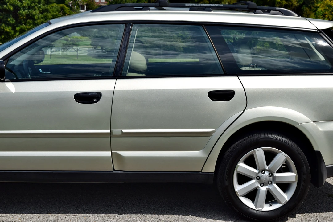 2007 Subaru Outback 3rd Gen - Image 17 of 31