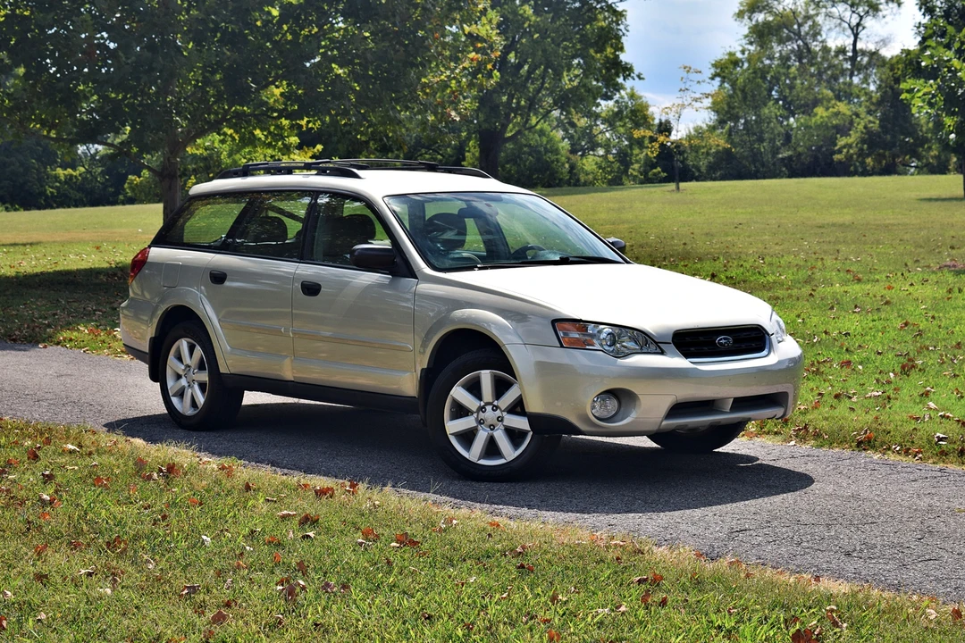 2007 Subaru Outback 3rd Gen - Image 12 of 31